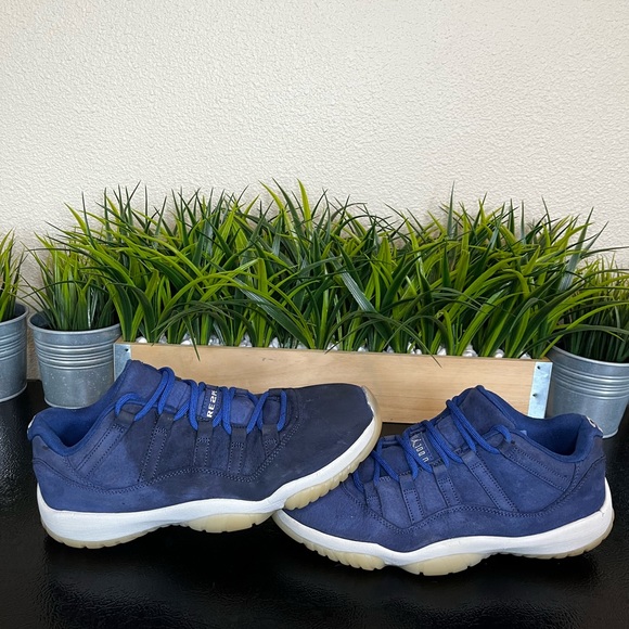 Jordan 11 Retro Low Derek Jeter RE2PECT AV2187-441 - Picture 5 of 11